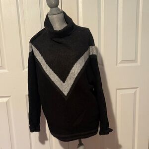 Max Studio Black and Gray Turtleneck Sweater